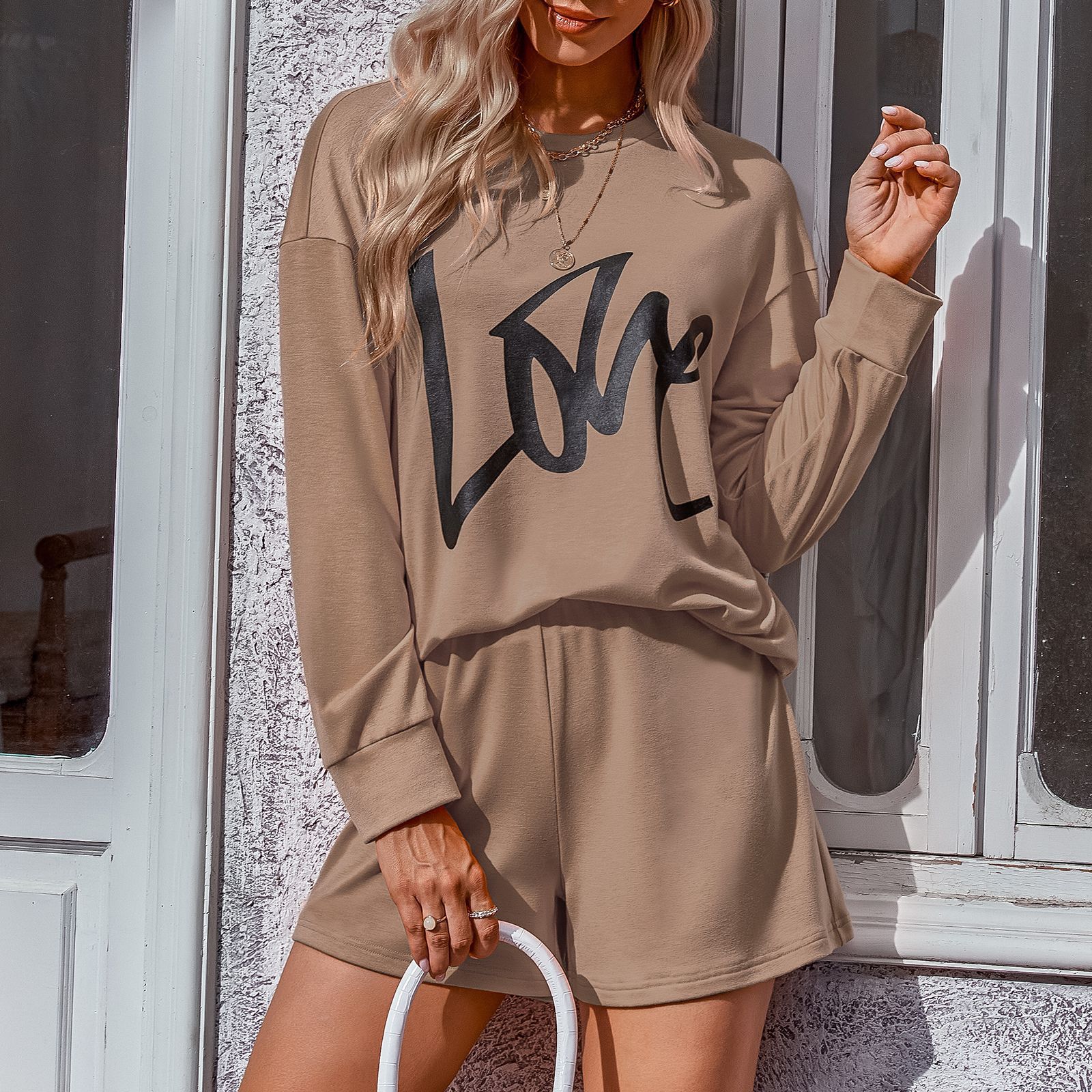 Monogrammed loose shorts suit