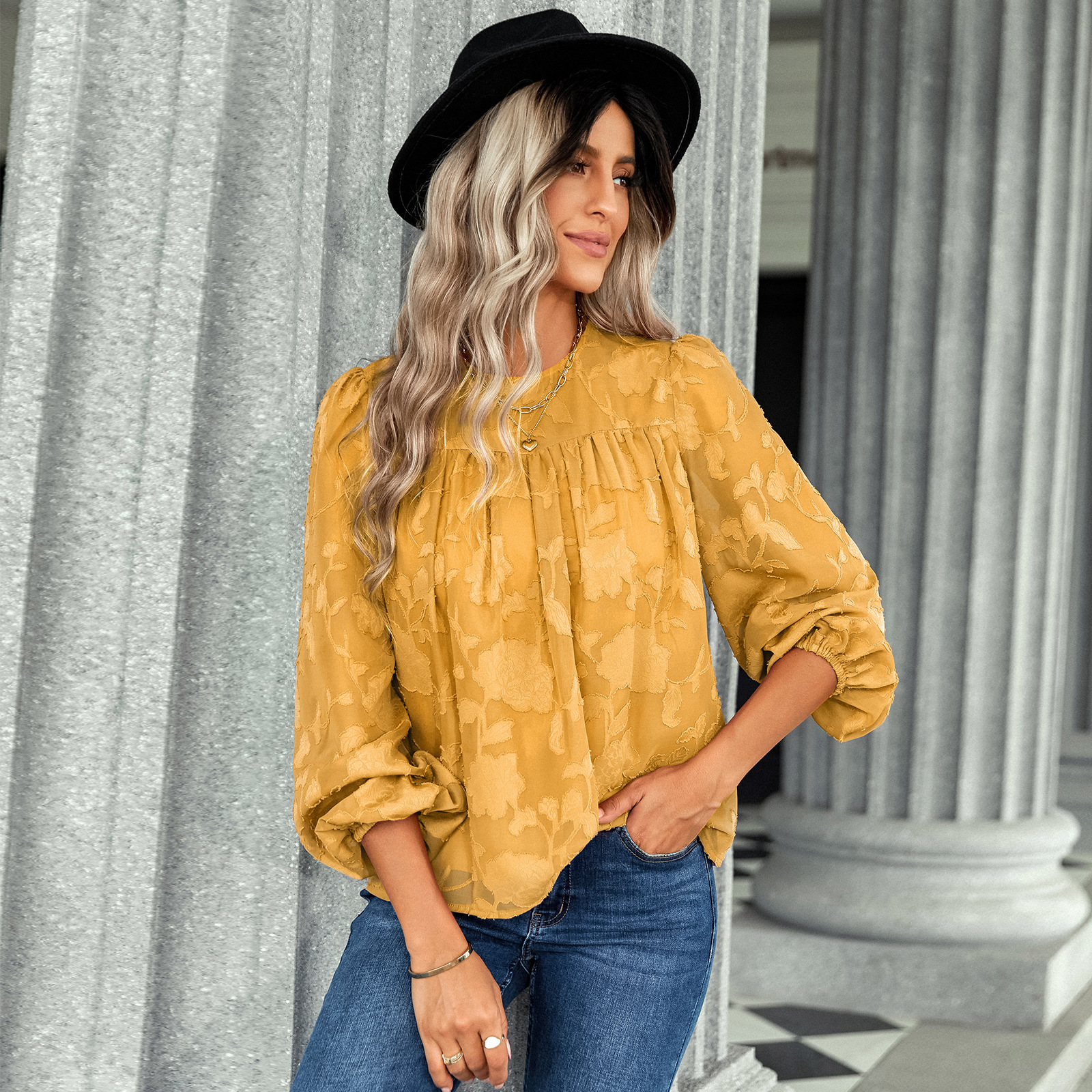 Women's loose chiffon shirt