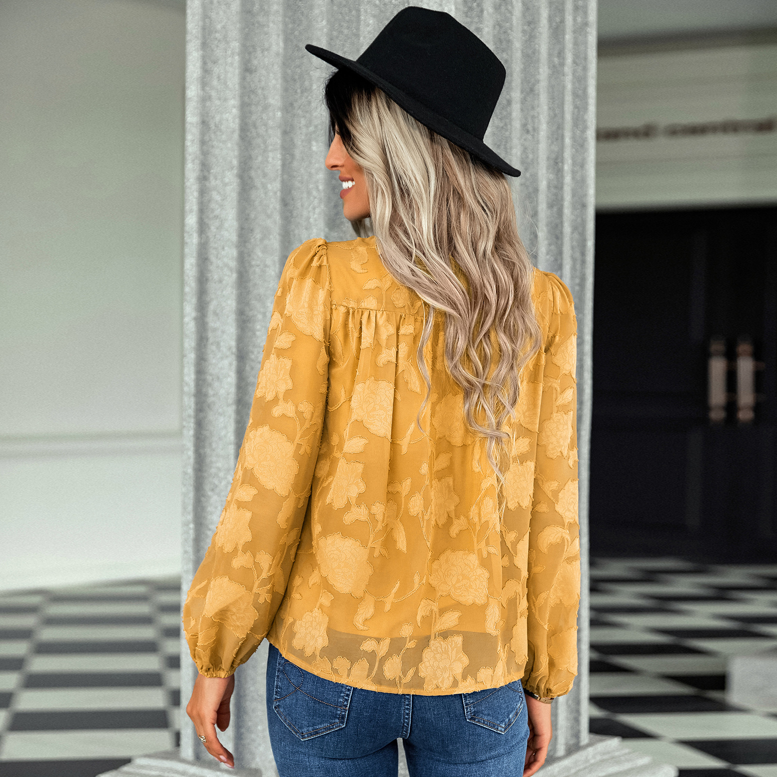 Women's loose chiffon shirt